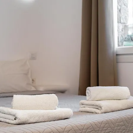 Anius Lägenhetshotell 3*