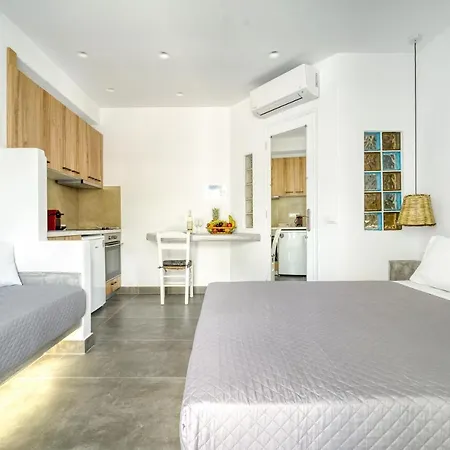 Apart-hotel Anius 3*