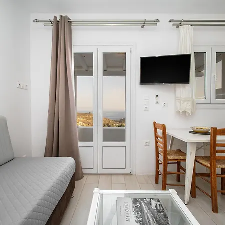 Apart-hotel Anius 3*