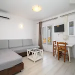 Aparthotel Anius 3*