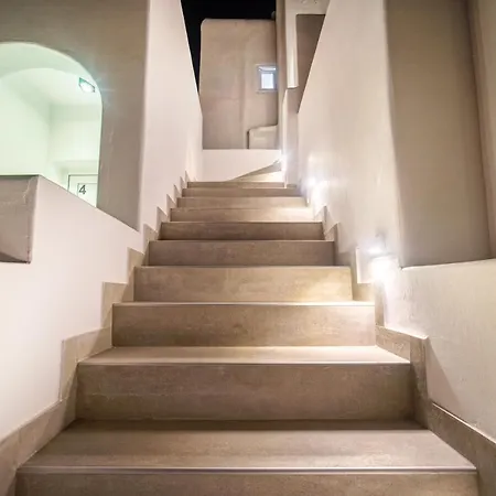 Anius Aparthotel