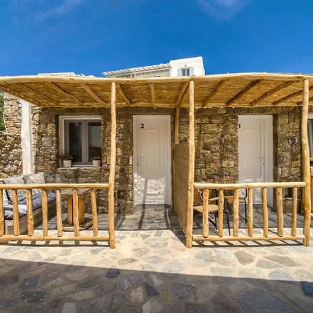 Anius Aparthotel 3*