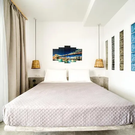 Anius Aparthotel 3*