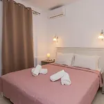 Anius Apartmanhotel 3*