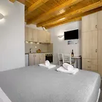 Anius Apartmanhotel 3*